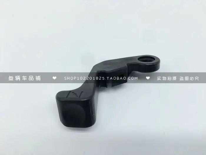 Suitable for Suzuki Bent Beam Motorcycle Accessories Suzuki Saichi QS110 Enrichment Handle Choke Door Wrench Damper Switch