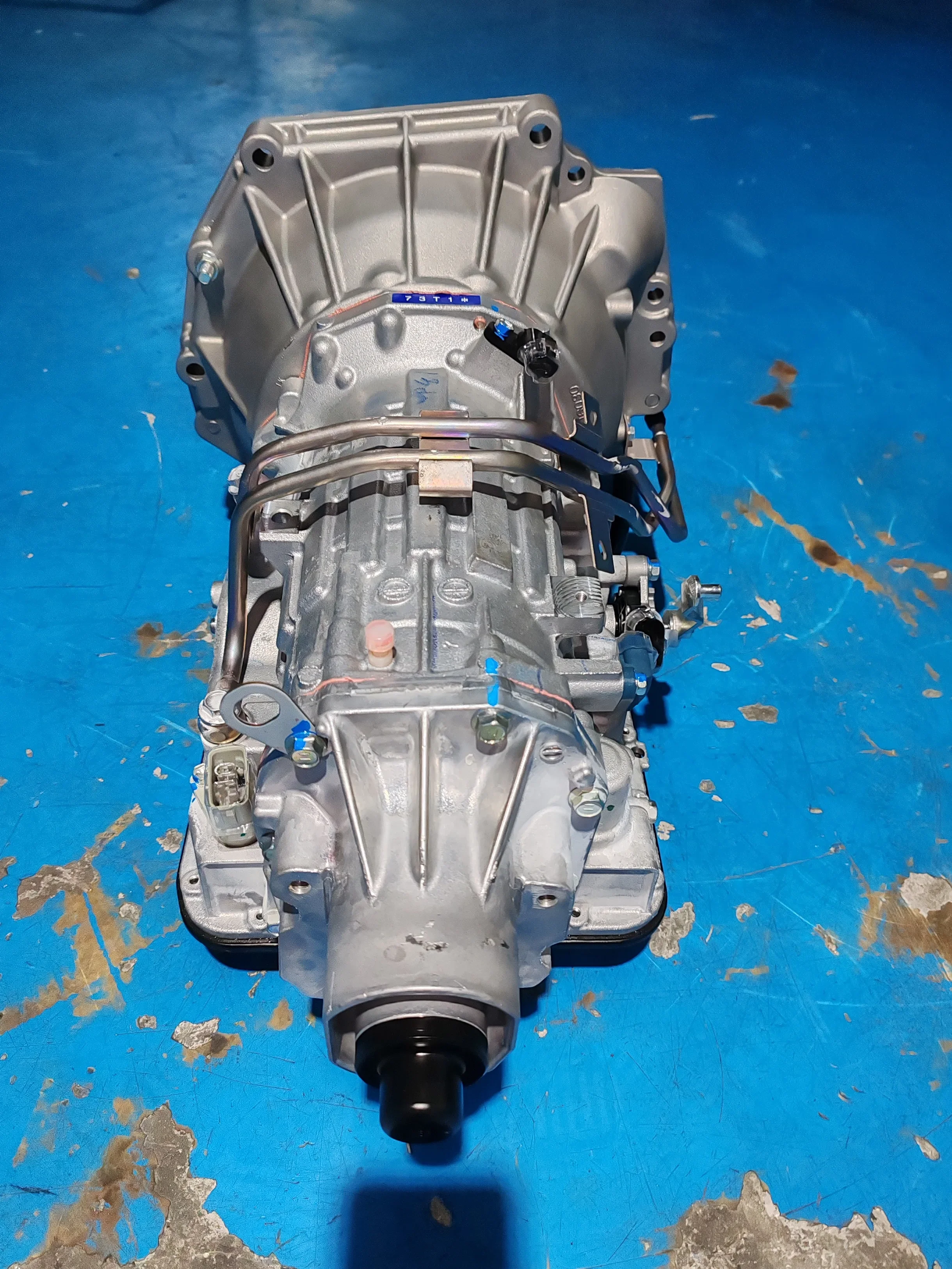 حقيقي جديد 20002-76J33 22710-76J30 علبة التروس الأوتوماتيكية آسى 4X4 TW-40LS لعلبة تروس نقل سوزوكي جيمي