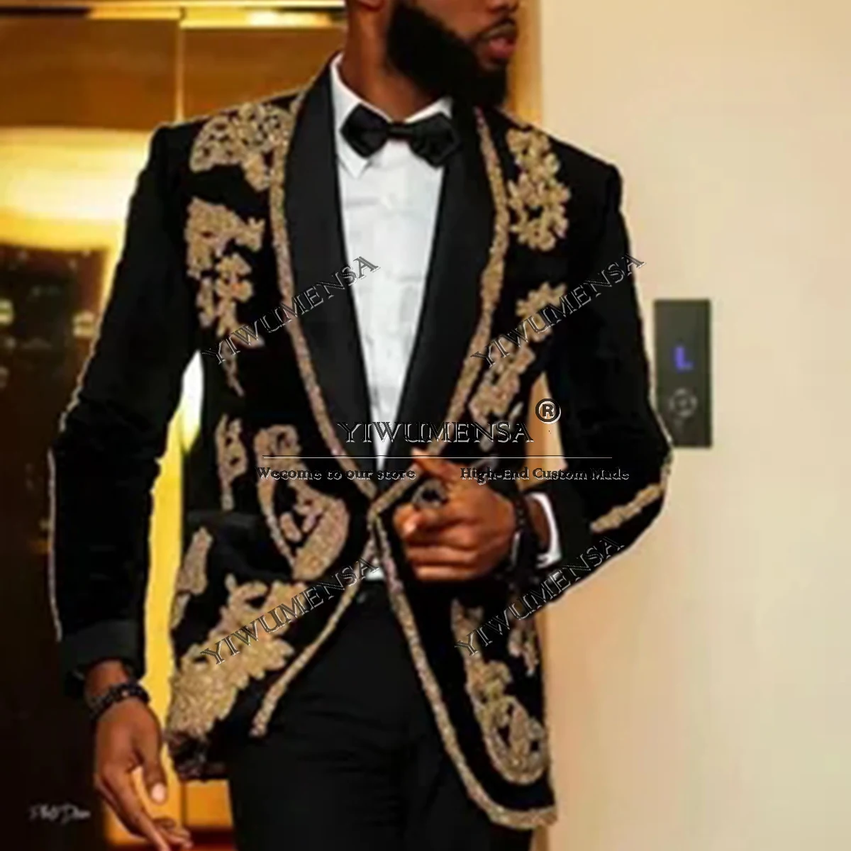 

Dubai Arabic Tuxedo Wedding Suits Slim Fit Gold Appliques Coat Pants 2 Piecers Boyfriend Terno Masculino Casamento Man Clothing