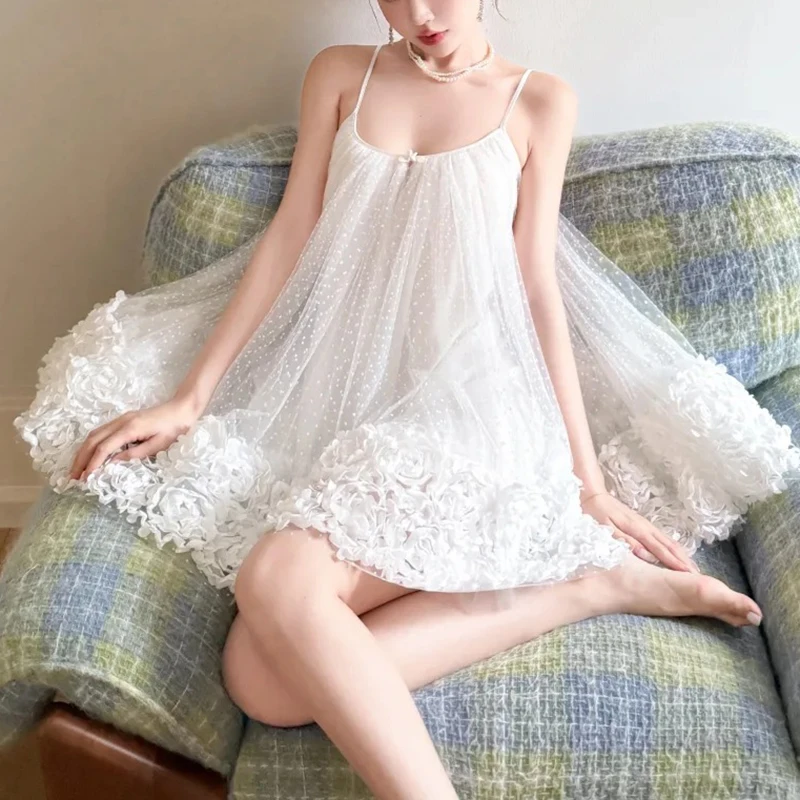 2025 verão novo vestido halter branco, mini saia inchada com flores tridimensionais, vestido de princesa doce para festa e jantar