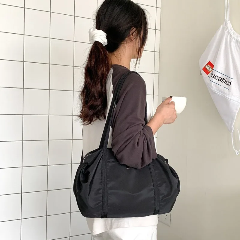 Nylon Commuter Shoulder Bag High End and Small Stand Shoulder Tote Bag Women's Fashion Handbag