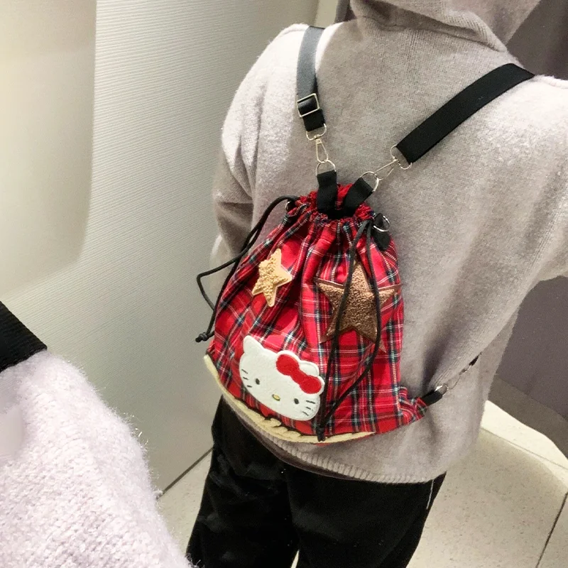 Sanrio Hello Kitty zaino rosso carino Y2k Kawaii Star Plaid borsa a tracolla con coulisse borsa a tracolla Casual ad alta capacità per le donne