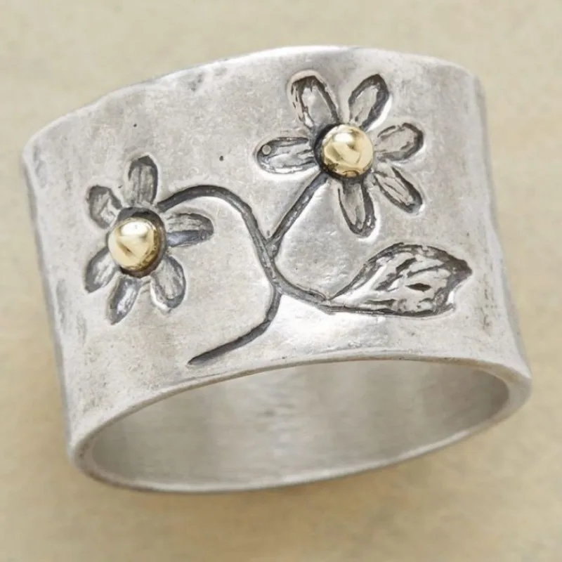 Vintage Hand Carved Geometry Flower Women's Ring Two Color Metal Daily Wear Party Jewelry Anniversary Gift