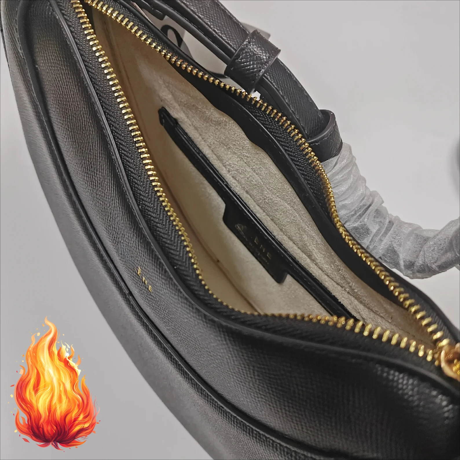 Bolso ligero y lujoso con forma de media luna para mujer, bolso de almacenamiento de hombro Simple con diseño de nicho Boling'en