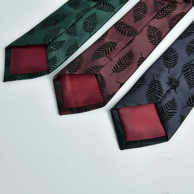 เนคไทผู้ชายธุรกิจ Jacquard Paisley โพลีเอสเตอร์ Corbatas 7ซม.รูปแบบ Tie สไตล์ใหม่