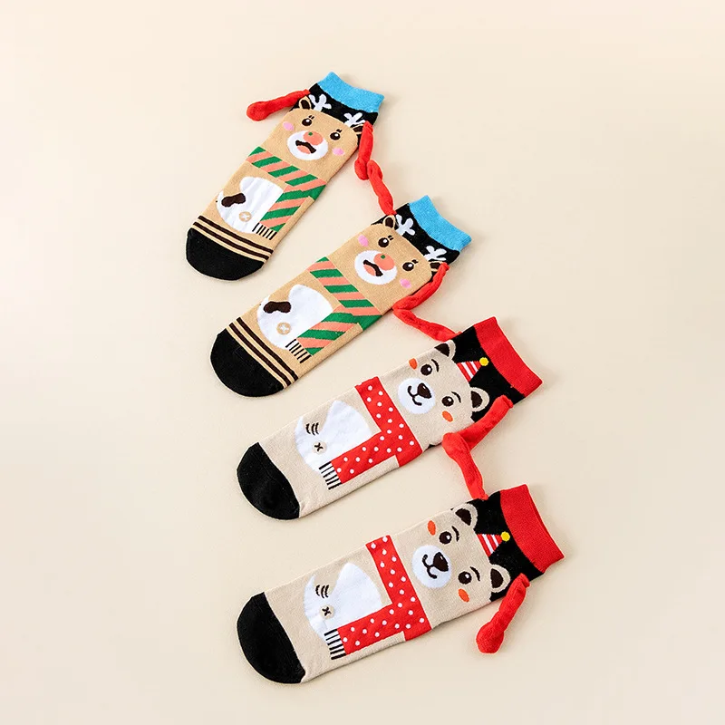 ถุงเท้าคริสต์มาสแบบคู่ 2 คู่ ลายการ์ตูนน่ารัก สไตล์มิกซ์แอนด์แมทช์ ถุงเท้าคริสต์มาสอเนกประสงค์ ความยาวครึ่งน่อง ของขวัญคริสต์มาสสุดน่ารัก