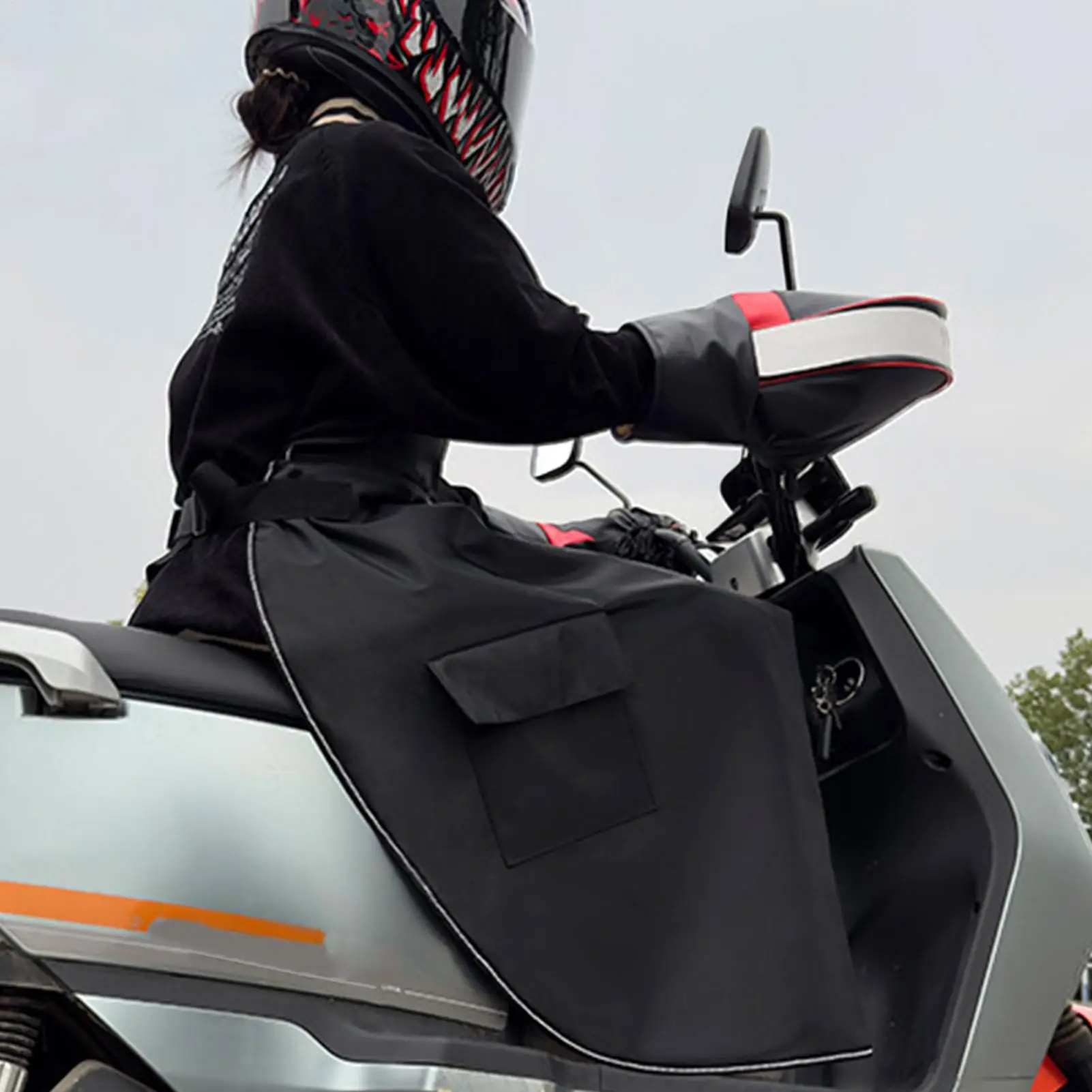Electric Scooter Windproof Apron Winter Warm Leg Protector Motorcycle Knee Lap Blanket Apron For Winter Driving