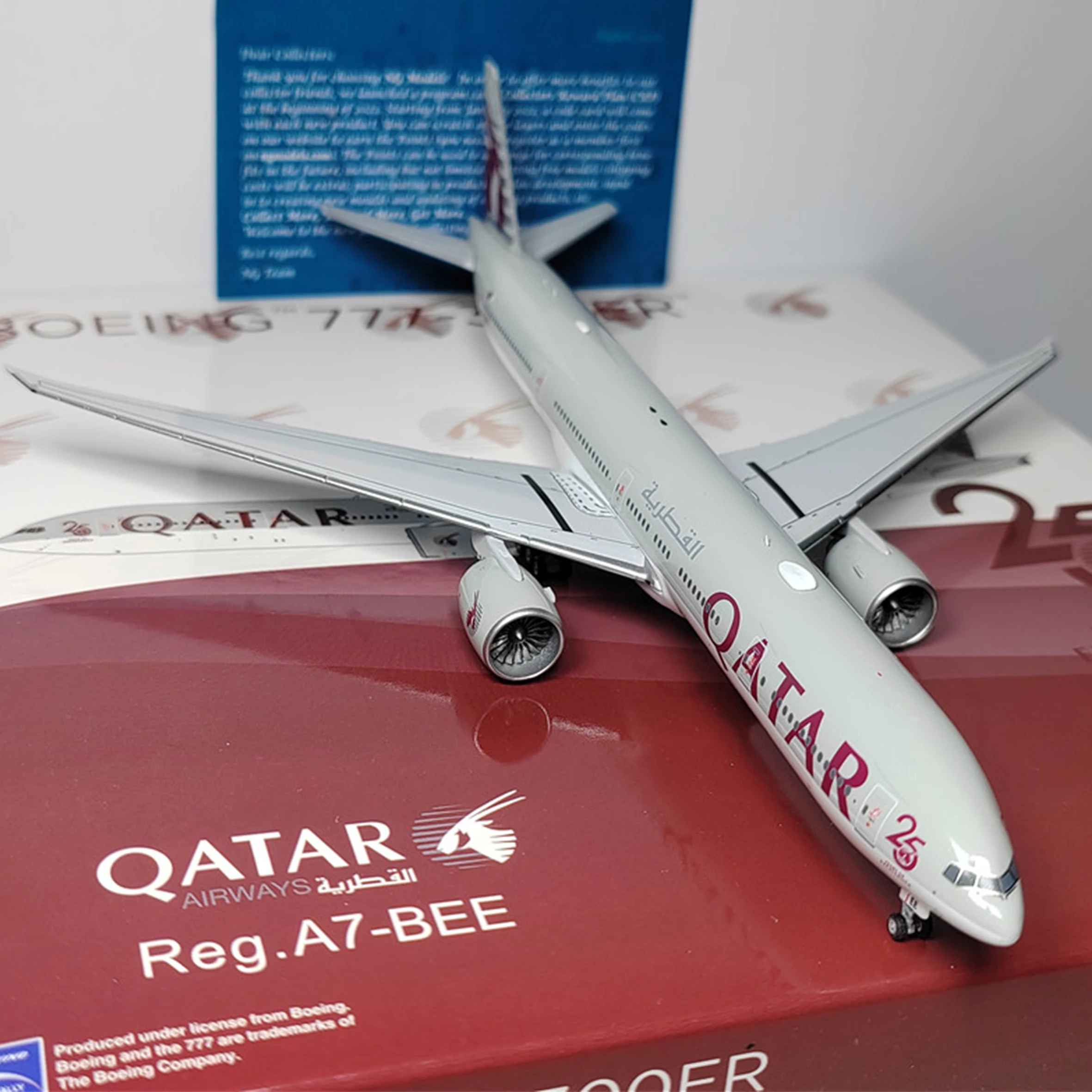 NG 73010 1/400 Qatar B777-300ER aircraft model A7-BEE 25th anniversary commemoration Alloy Collection Model