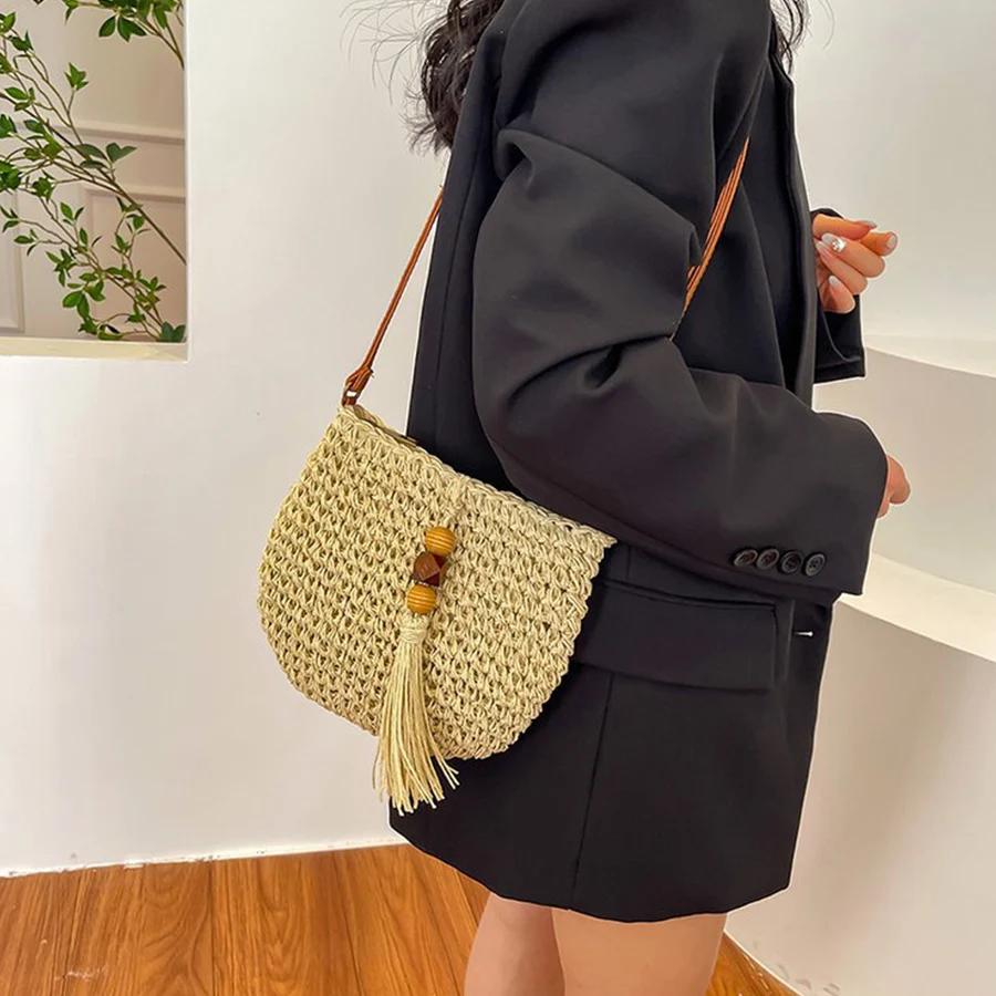 

Плетеная сумка-кроссбоди из соломки в форме полукруга, новая летняя модель, с бахромой, повседневная женская сумка, пляжная сумка в стиле Бали, соломенная сумка Bolsa
