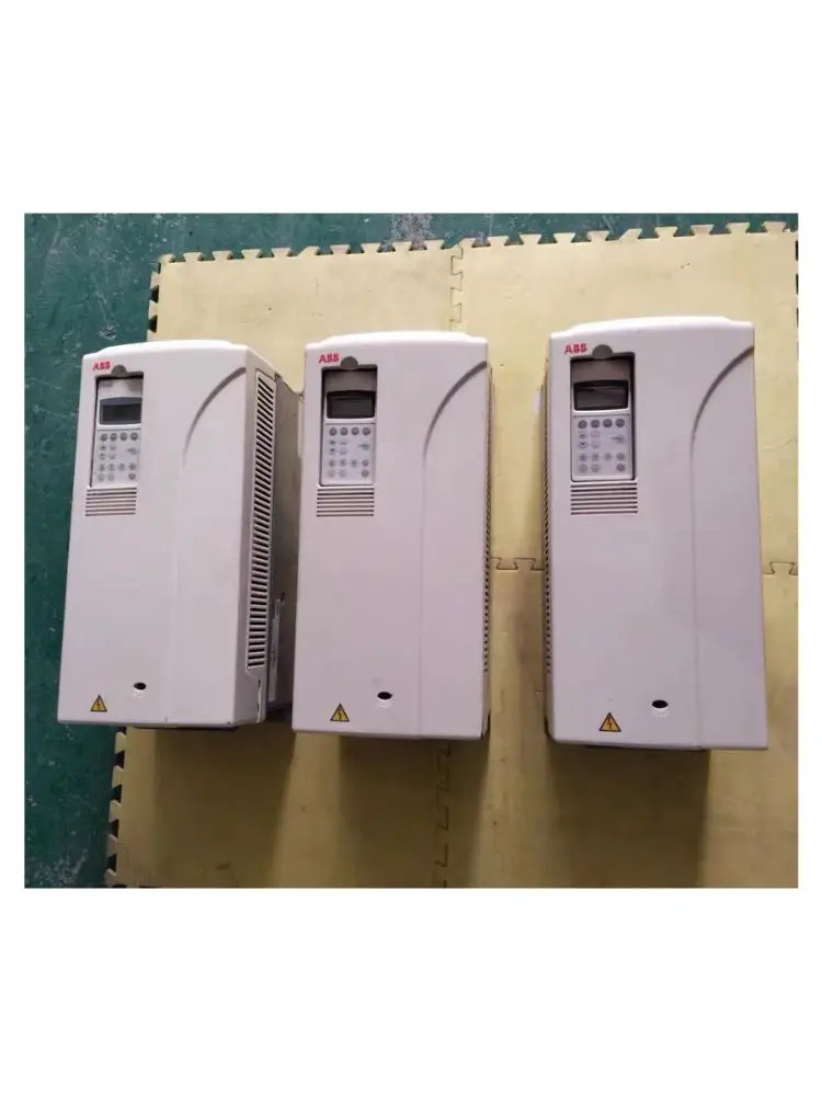 Second-hand    ACS800-01-0050-3+P901   inverter   test  OK     Fast Shipping