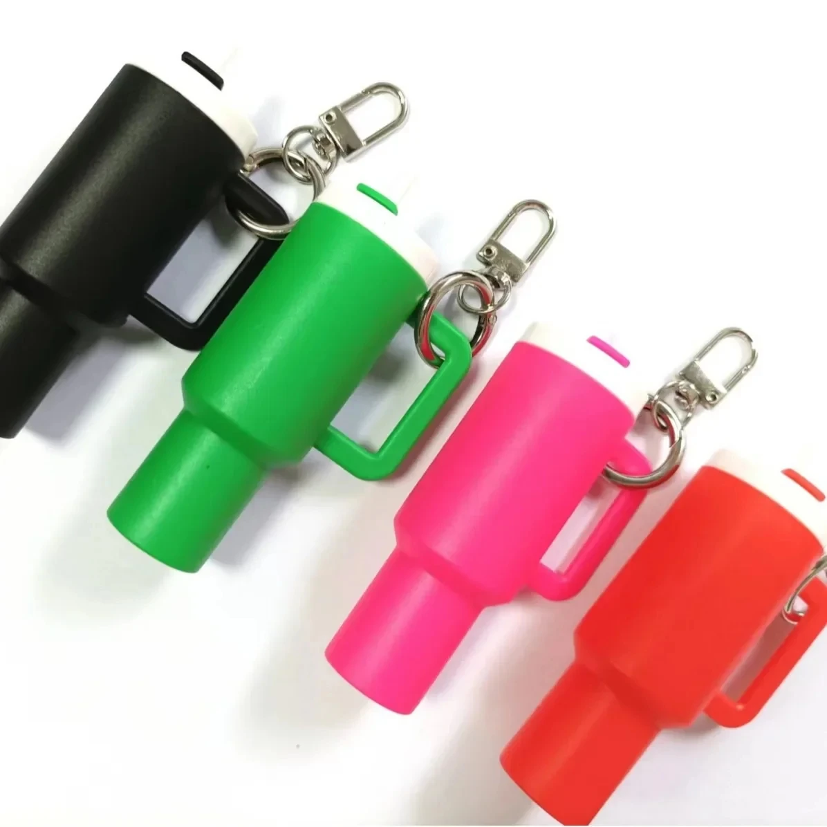 

Fashion Creative Mug Keychain Stanley Cup Keychain Miniature Tumbler Cup Keychain Chapstick Holder Charm Bar Stash Tumbler ﻿