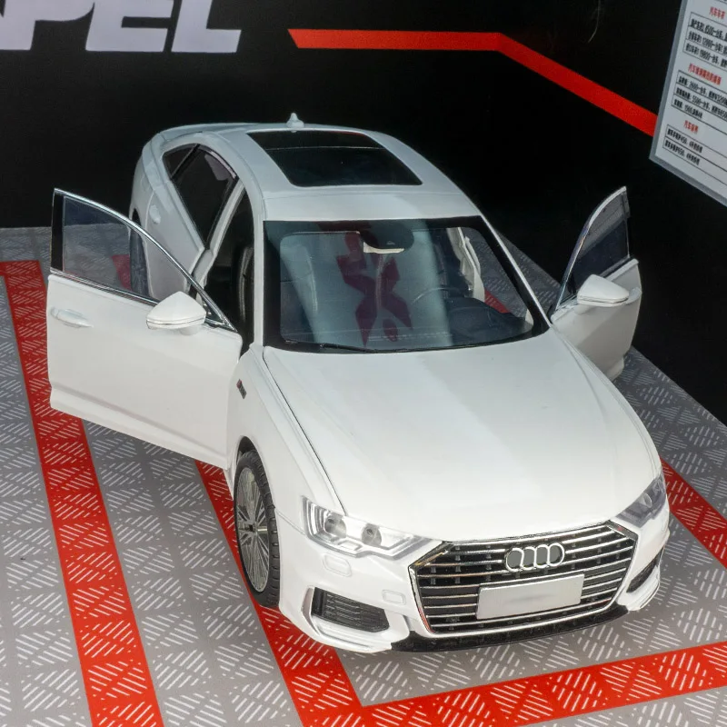 1:18 modelo de carro de liga Audi A6L, portas e porta-malas do capô do motor pode ser aberto carro de brinquedo infantil com funções de som e iluminação
