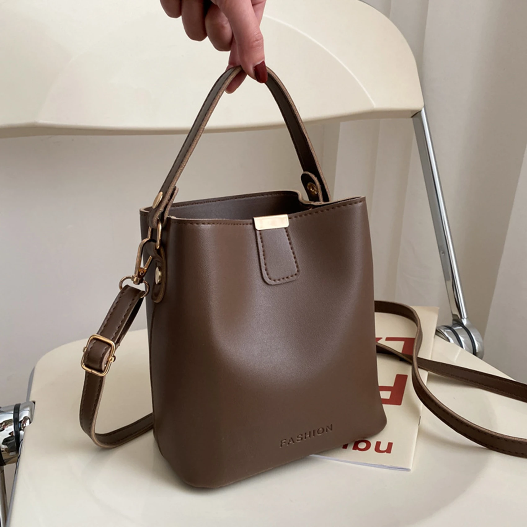 2024 New Women\'s Bag Trend Large Capacity PU Leather Portable Cross Body Bucket Bag Single Shoulder Bag Crossbody Handbag Female