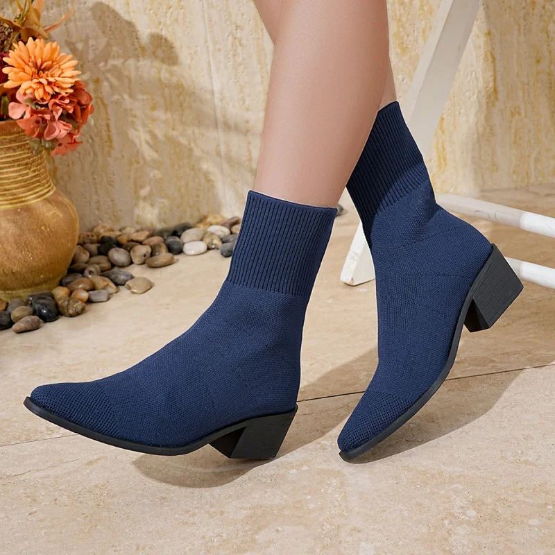 2025 Nuovi stivali invernali con calzino lavorato a maglia per donna Stivaletti alla moda in stile giapponese con suola a punta e punta a metà polpaccio