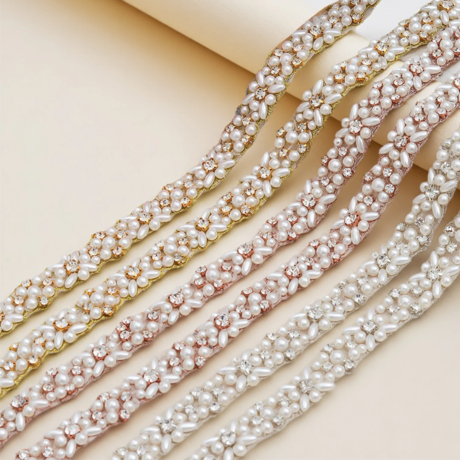 

Elegant Pearl Rhinestone Waist Chain Sash Alloy Accessory Hand-Beaded Jewelry Patch for Bridal Wedding Dress Decorations Hot Fix