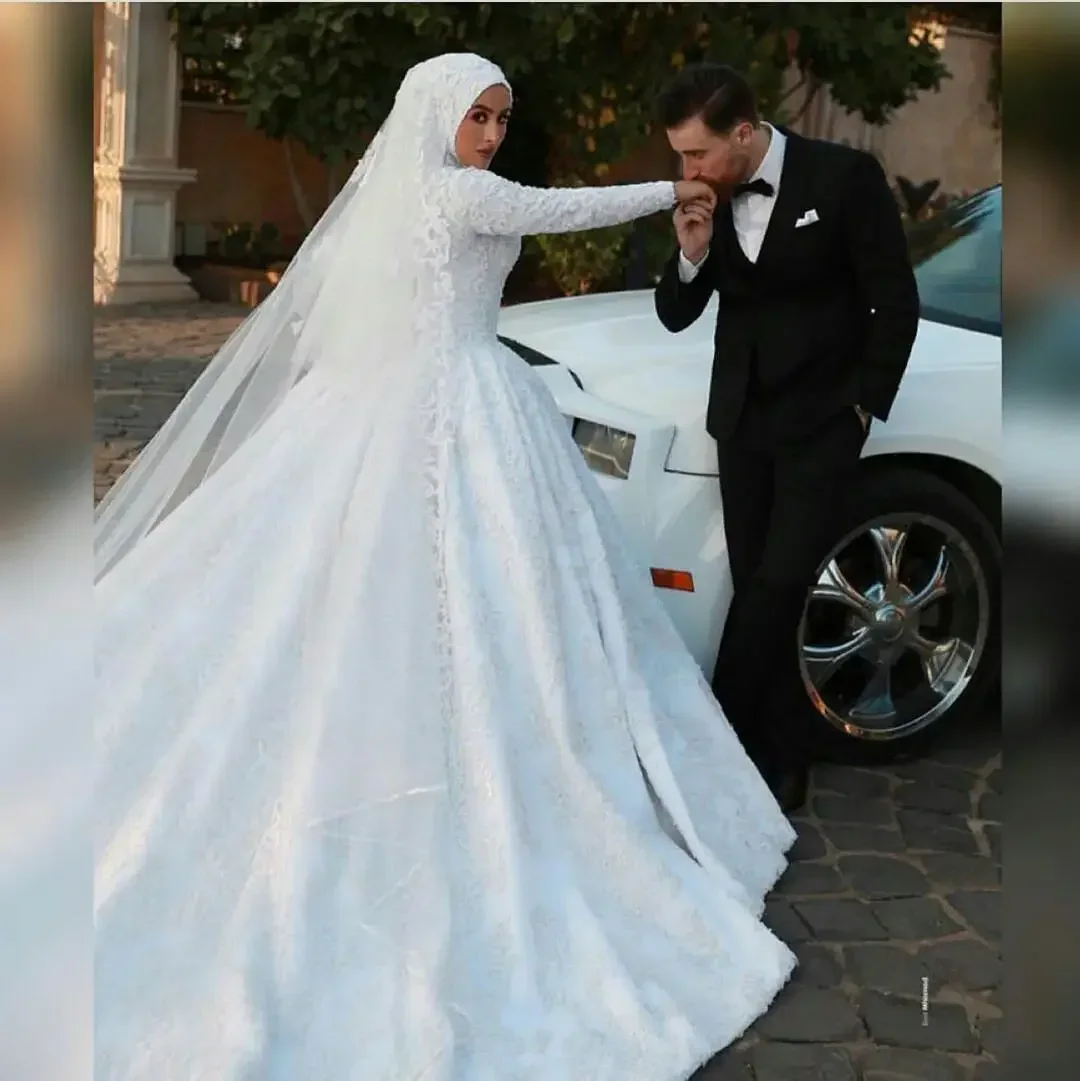 

Customized High Collar Muslim Ballgown Wedding Dresses Vestido De Casamento Vintage Lace Appliques Long Sleeves Bridal Gowns