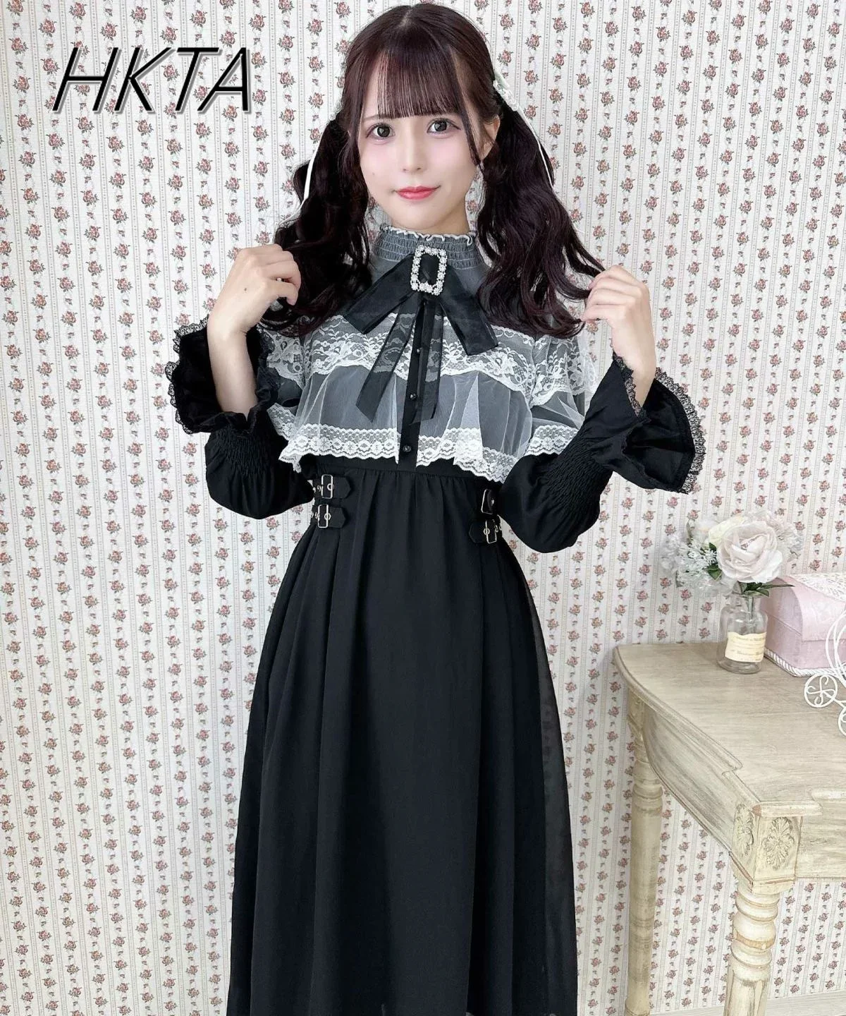 Japanese Rojita Dress Lolita Sweet Bow Brooch Mine Cover Yarn Cape Long Dress Women's Autumn New Lace Splicing Long-sleeve Dress