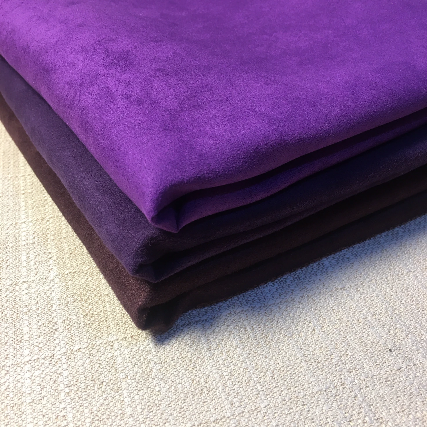 تشفير قماش من جلد الغزال الأرجواني تقليد الغزلان من جلد الغزال المنسوجة النسيج الخياطة الملابس DIY أريكة المنسوجات المنزلية النسيج غير المرنة