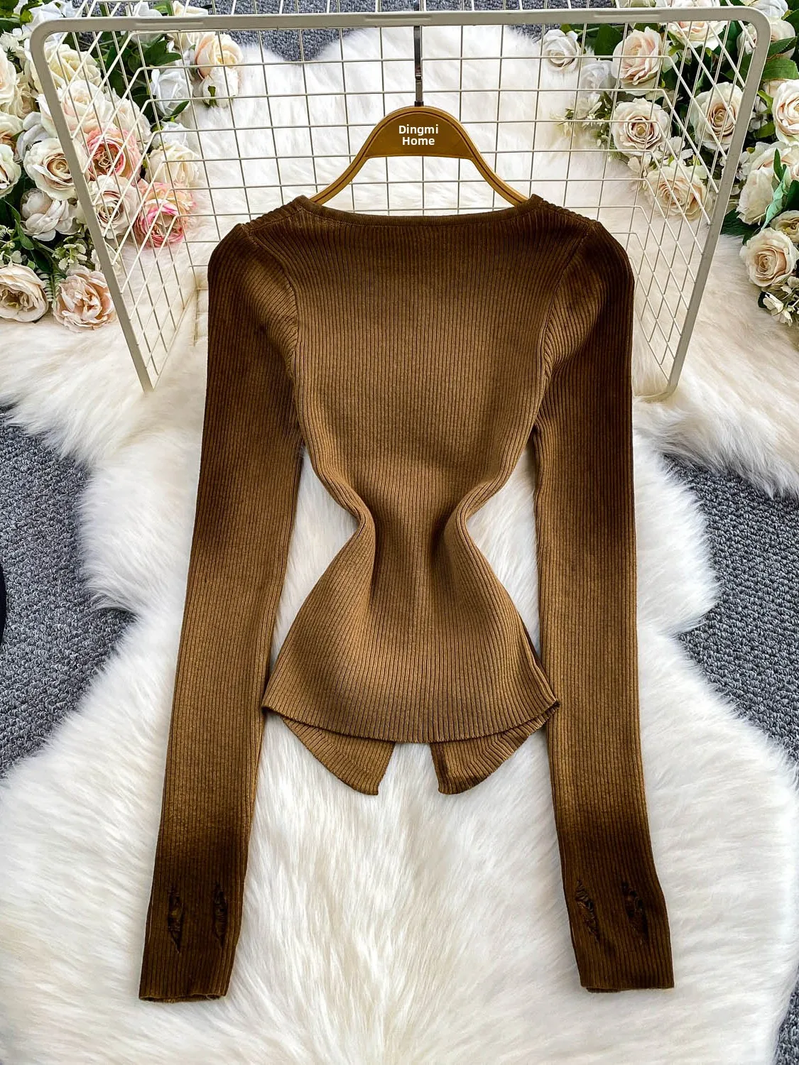 เสื้อไหมพรมถักลายปักสไตล์อเมริกันย้อนยุค คอวี ทรงเข้ารูป ดีไซน์รูฉลุ ลายตัวอักษร แขนยาว สำหรับผู้หญิง ฤดูใบไม้ร่วง ฤดูหนาว