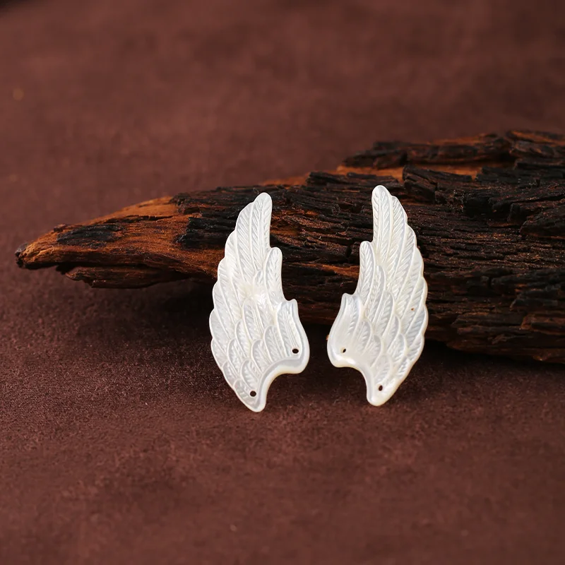 

Natural Shell HandCarve Wing-Shape Earrings Beads for Women Fashion DIY Semiprecious Stone Jewelry Making