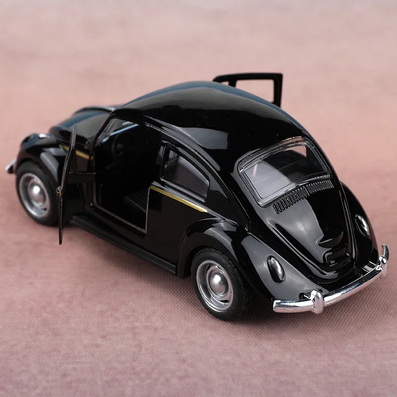 รถของเล่นโลหะผสมสำหรับเด็กผู้ชาย รถแข่งสปอร์ตสมจริง แบบดึงหลัง รุ่นจำลอง รถของเล่นสะสมขนาดเล็ก