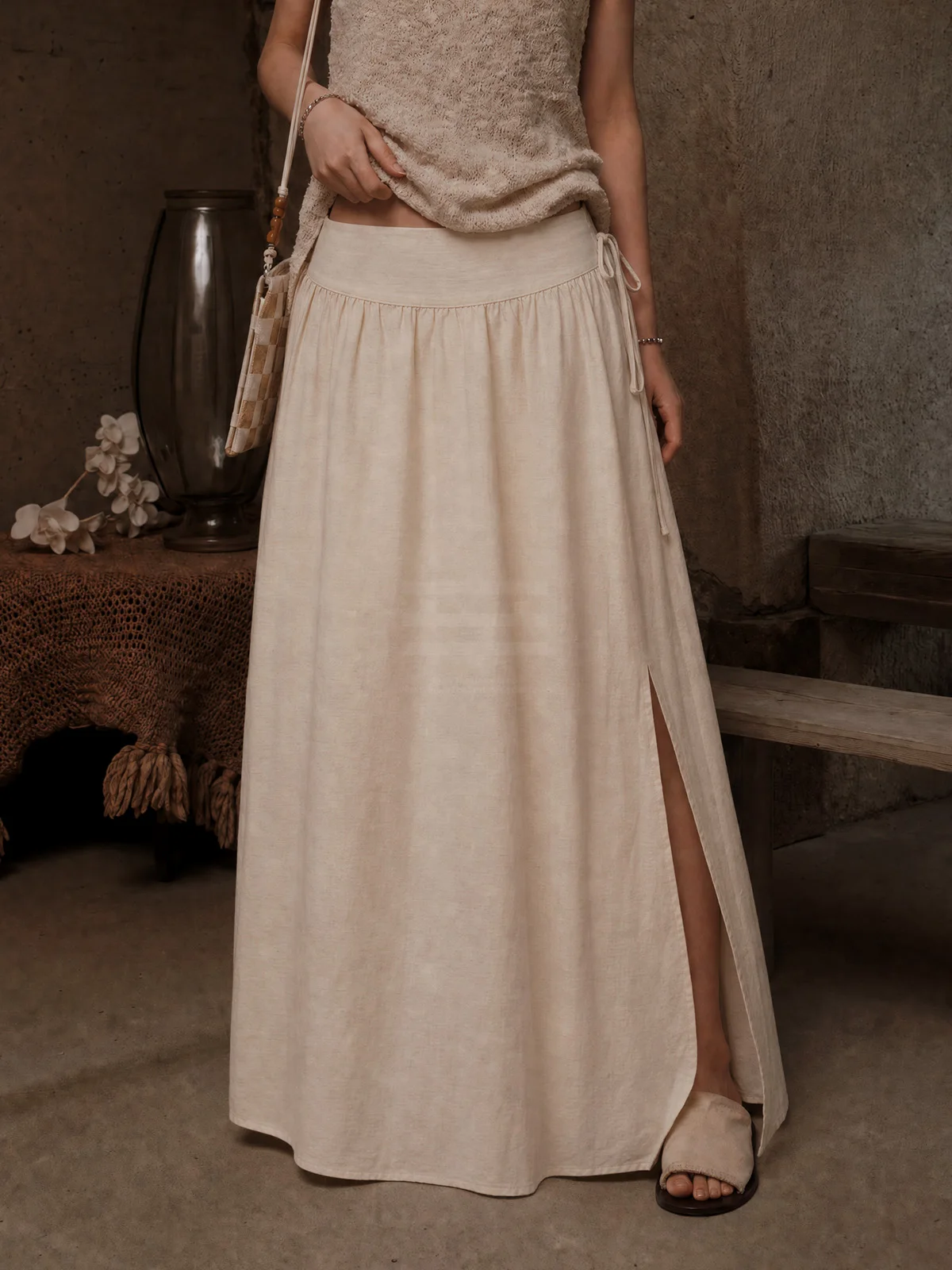 

Catalpa Lew Linen Halter Neck Dress Women's Spring Fashion Breathable Gourd Pattern Side Tie Waist Design