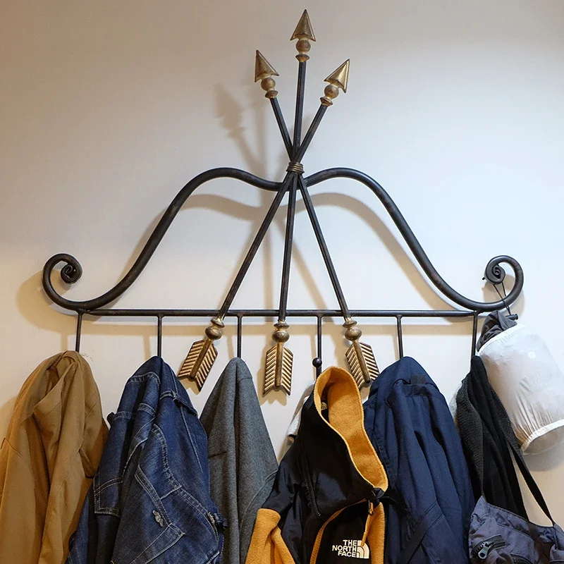 

Industrial Bow and Arrow Wall Hook, Iron Coat Hanger, Sturdy Decorative Rack, Vintage Accent for Living Rooms