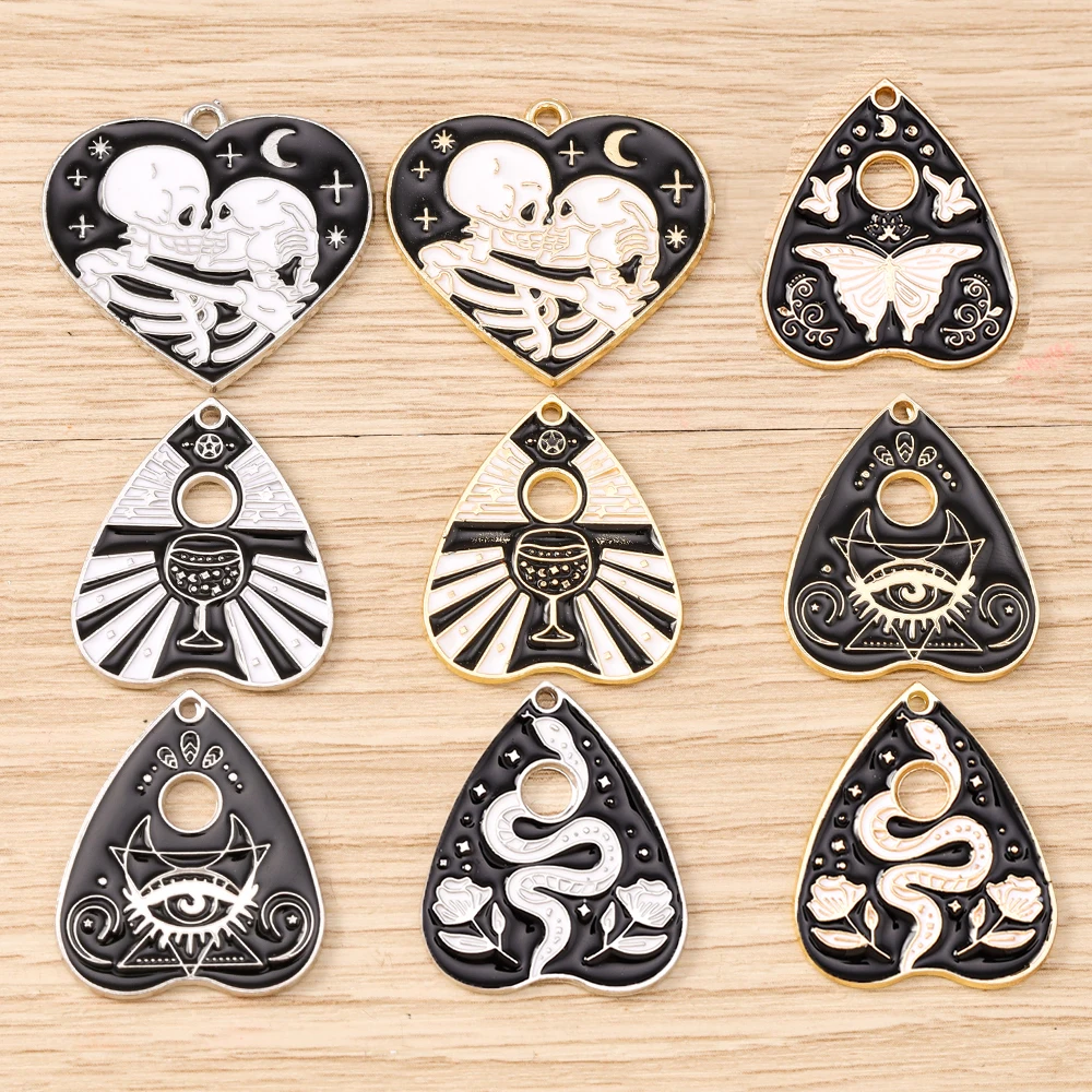 Tusember 10 Stück süße Emaille-Tarot-Karten-Charms für Schmuckherstellung, DIY, Todesschlange, Totenkopf, Herz-Anhänger, Halsketten, Armbänder, Basteln – Detail 1