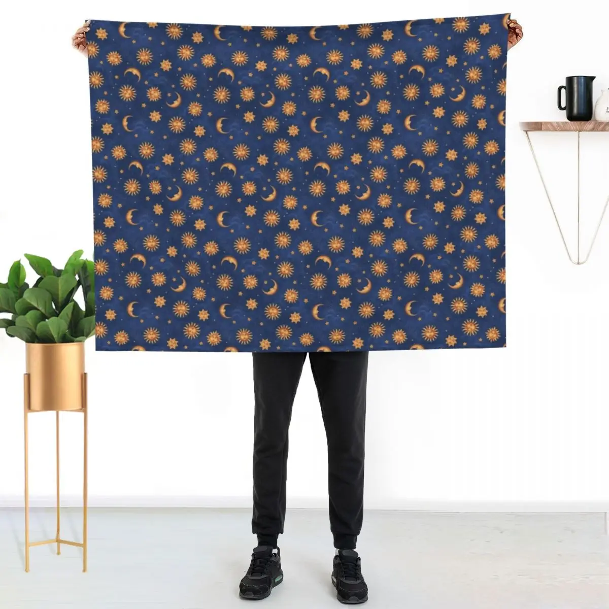 

Retro Suns & Moons Throw Blanket Warm Cozy Throw Blanket for Living Room Couch