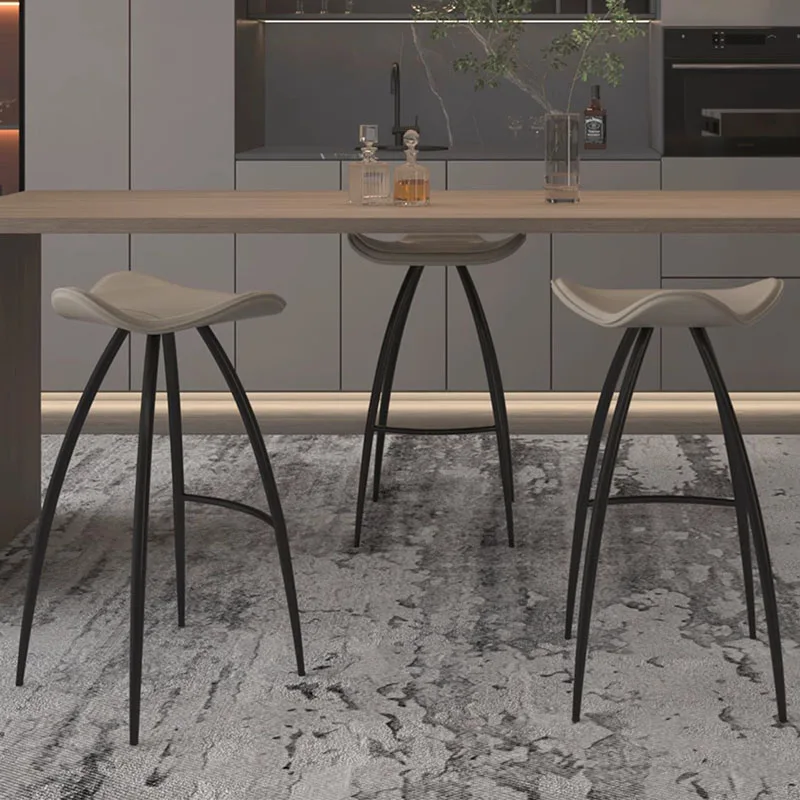 Luxury Minimalism Bar Stool Relaxing Iron Art Metal Swivel Bar Stools Reception Desk Leather Taburete Alto Living Room Furniture