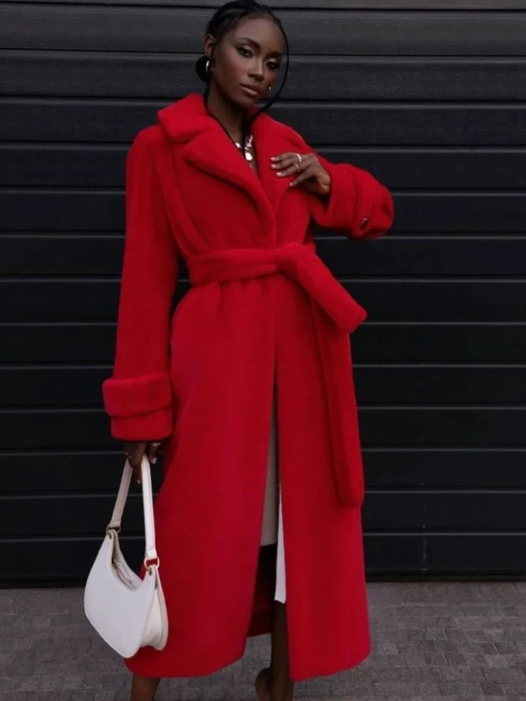 معطف شتوي نسائي من الفرو الصناعي لعام 2025 بياقة طويلة وطية صدر السترة معطف فضفاض ودافئ فاخر للركاب