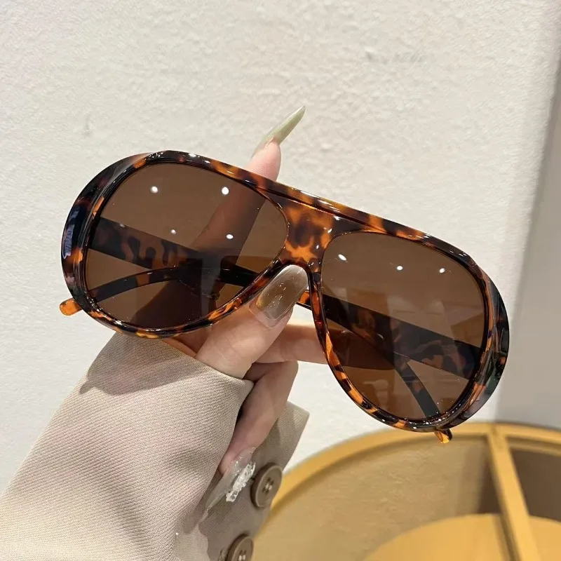 novos-Oculos-de-sol-femininos-com-armacao-grande-e-estilo-ins-retro-Oculos-de-sol-para-atividades-ao-ar-livre-uv400