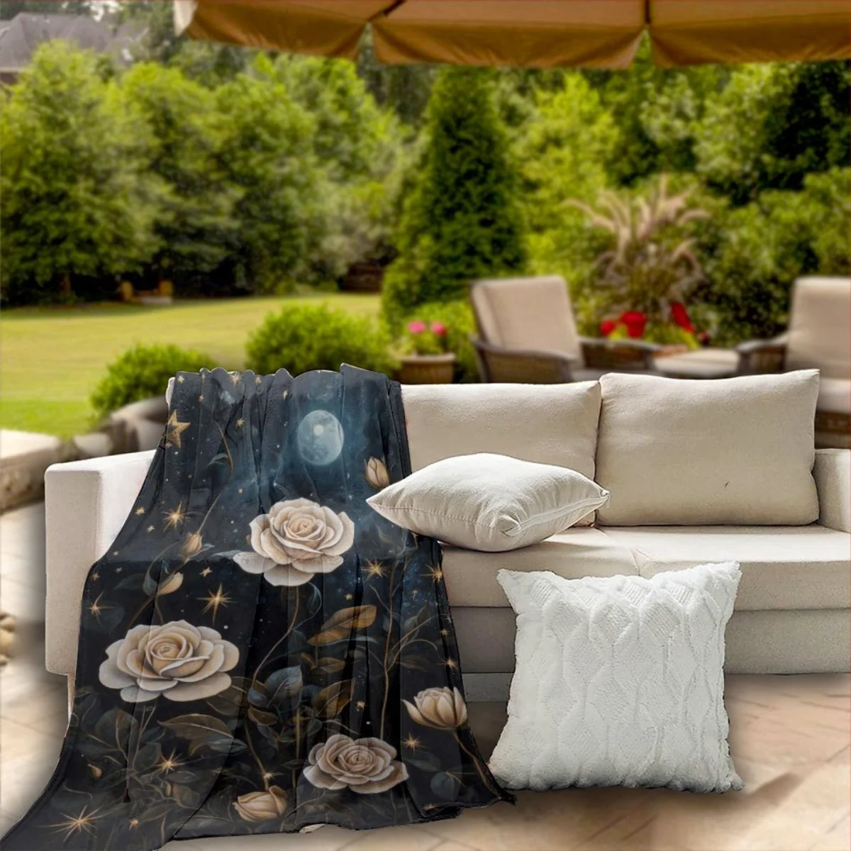 بطانية من الفلانيل بنمط الزهور الليلية والقمر - مناسبة للأسرة والأرائك والمكاتب والسفر والتزيين والكراسي والعطلات
