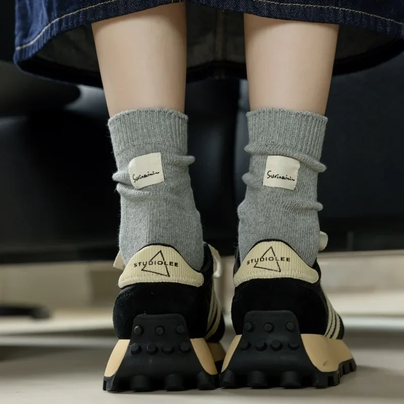 Autumn Winter Women Socks Korean Japanese Fashion Solid Color Black White Gray Middle Tube Socks Women Cotton Knitted Long Socks