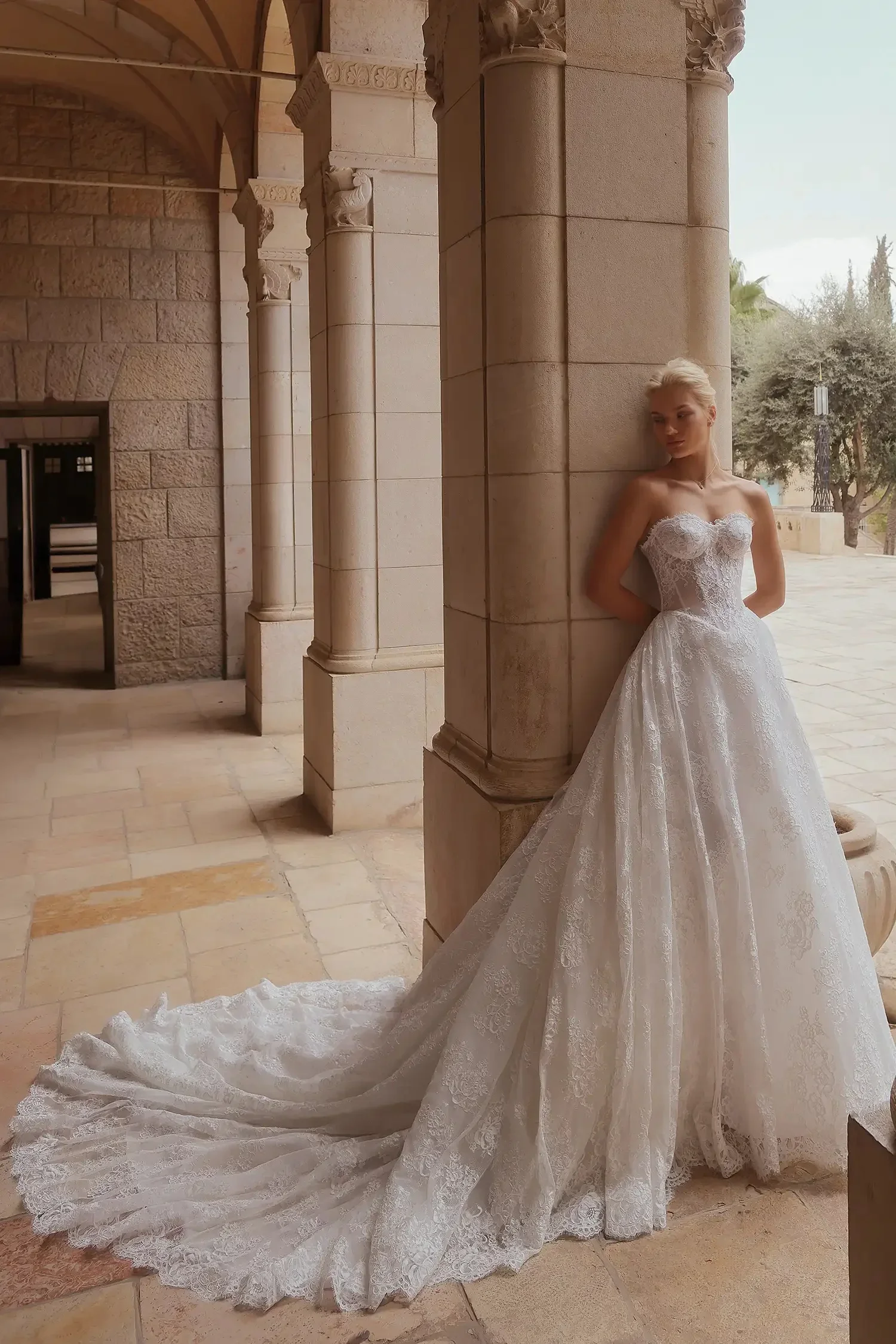 

Vintage A line Wedding Dresses Princesa Long sleeves For Woman Sweep Train Bride's dress Vestido De Novia Customized