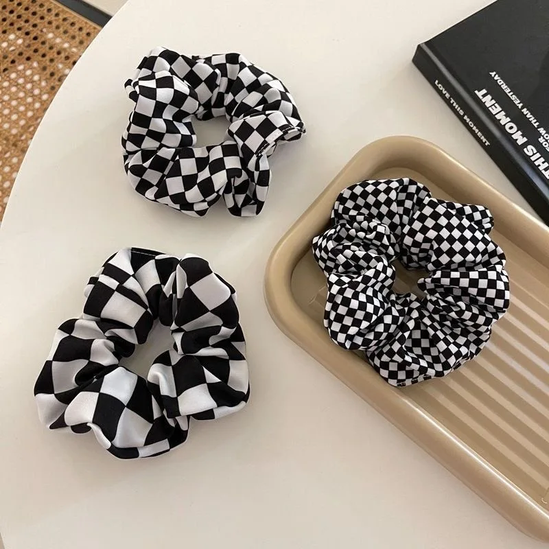 Lazos para el pelo a cuadros blancos y negros para niñas, Scrunchies de rejilla cuadrada, accesorios simples para el cabello, sombreros de moda, otoño e invierno, nuevo