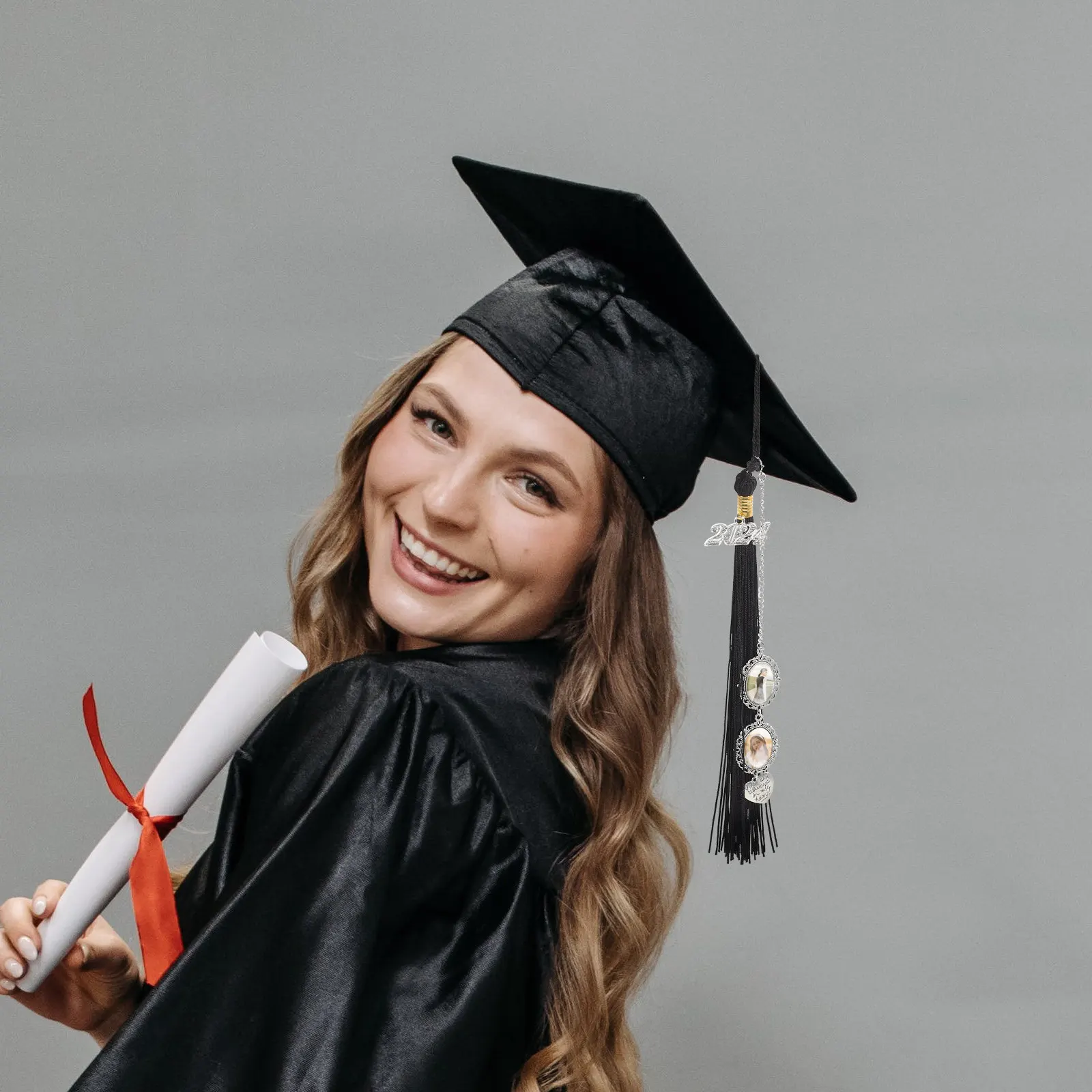 

Подвеска-шарм для выпускной шапочки 2024 с кисточкой, металлическая, с декоративной нитью, памятное украшение, декор для выпускной вечеринки, шармы 2024