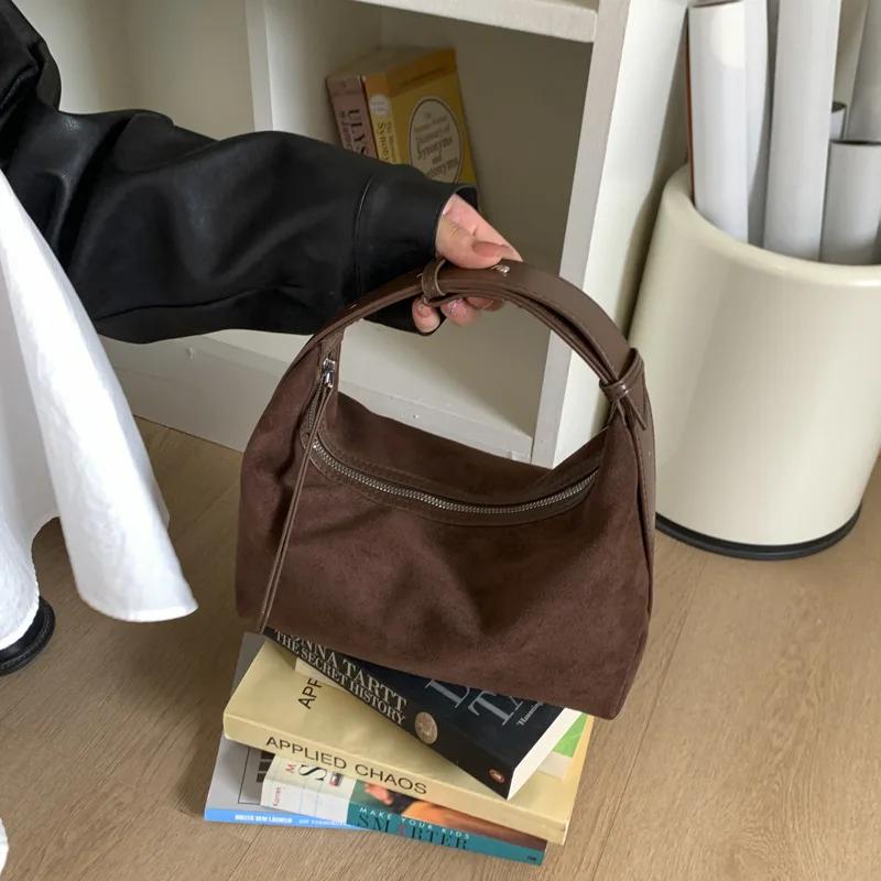 

Retro Faux Suede Women Handbag Half Moon Cloud Bags for Women Autumn and Winter Shoulder Crossbody Bag NEW Soft Clutch Purses