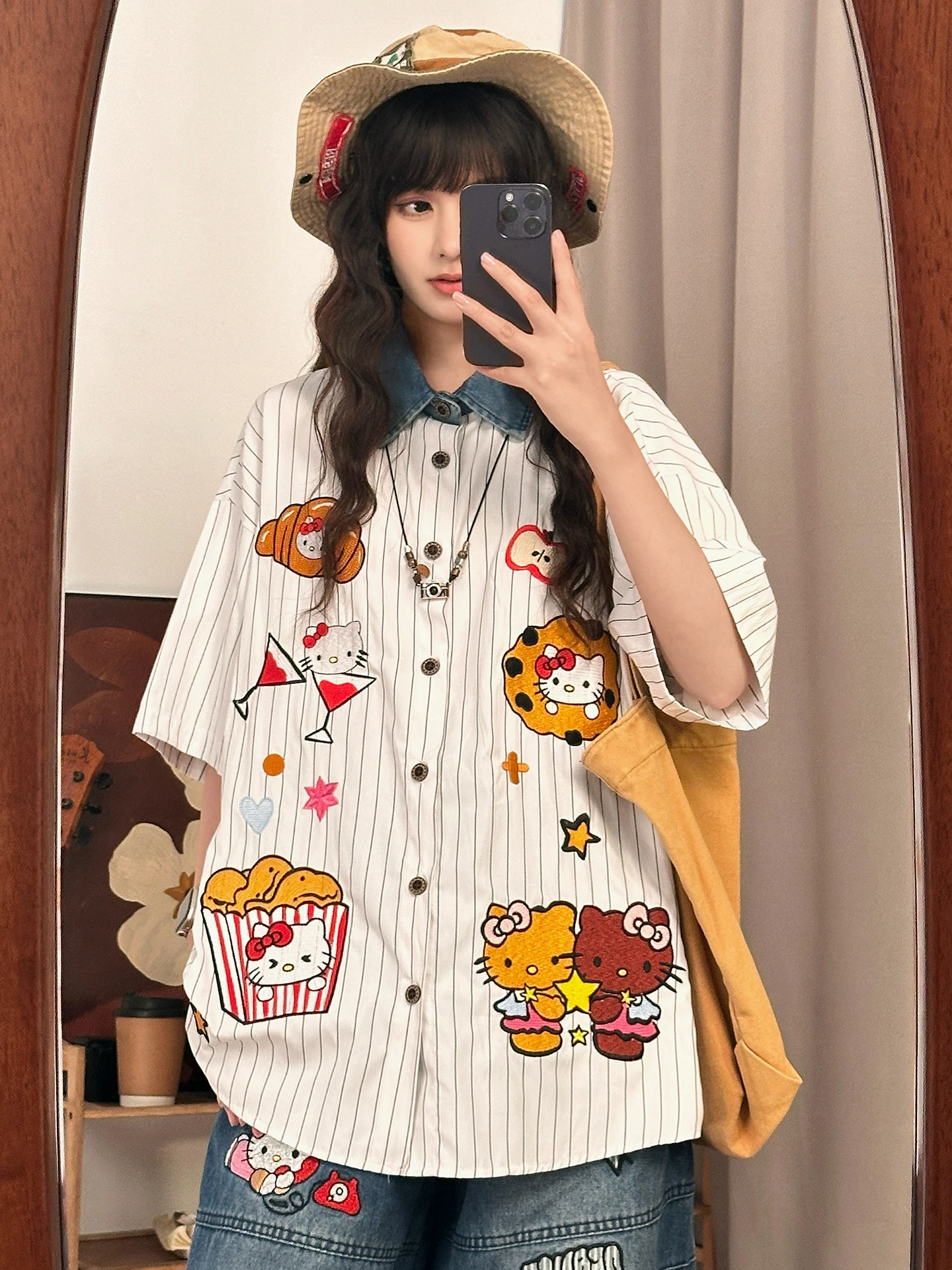 

Original Japanese Sle Retro Cartoon KT Embroidered Striped ort Sve Loose Women's irt Summer Breathable Casual Top