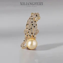 New Copper Zircon Leopard Brooch for Men and Women Personalized  Pearl Animal Accessory Corsage