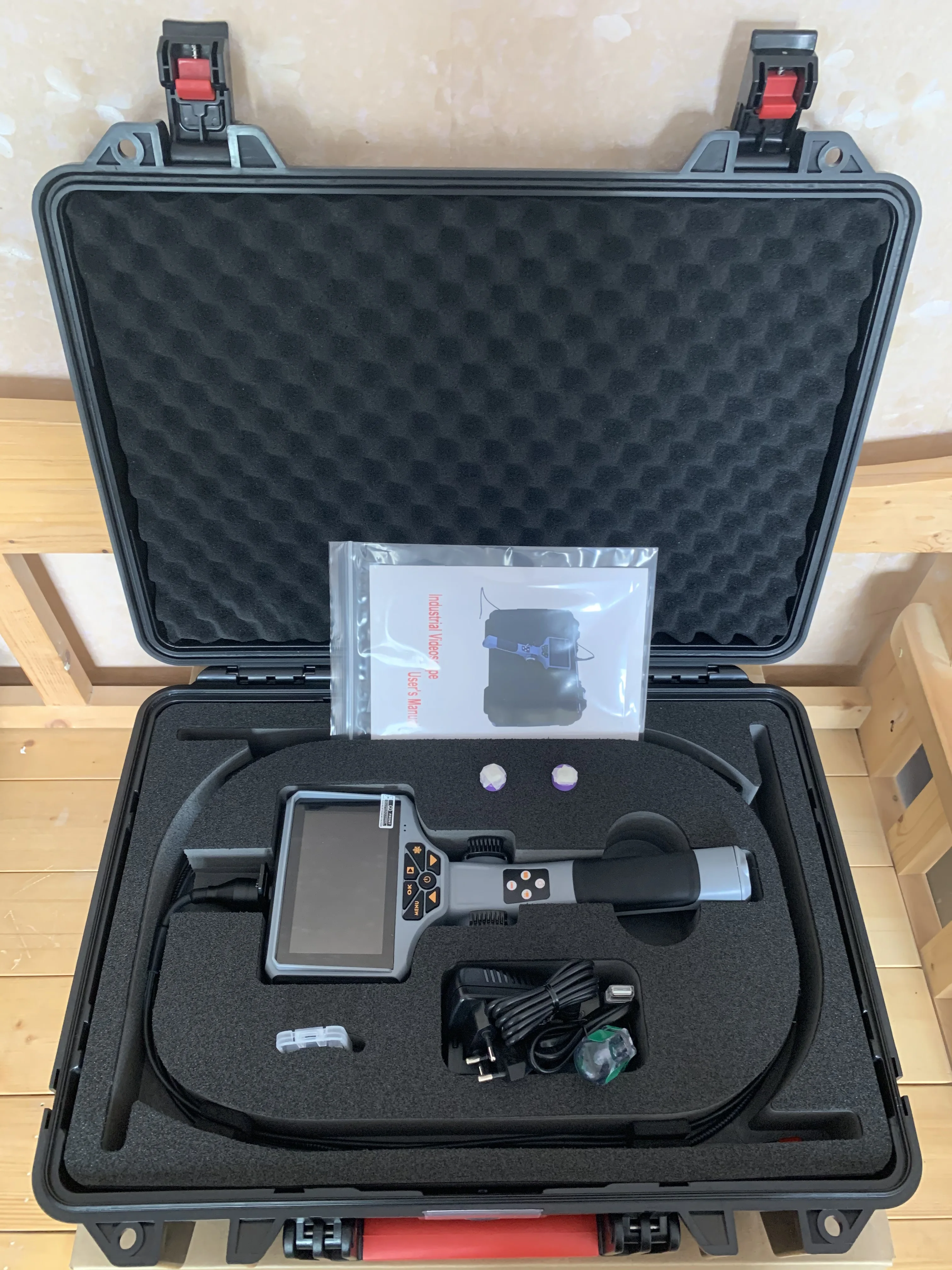 Portable Articulating Video Borescope With Working Cable 1.5M 5.0 Inches Lcd 4 Way Articulation 4mm Diameter