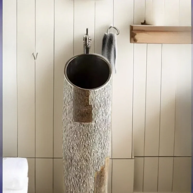 

Outdoor courtyard small apartment balcony bathroom column basin creative villa garden wash integrated basin