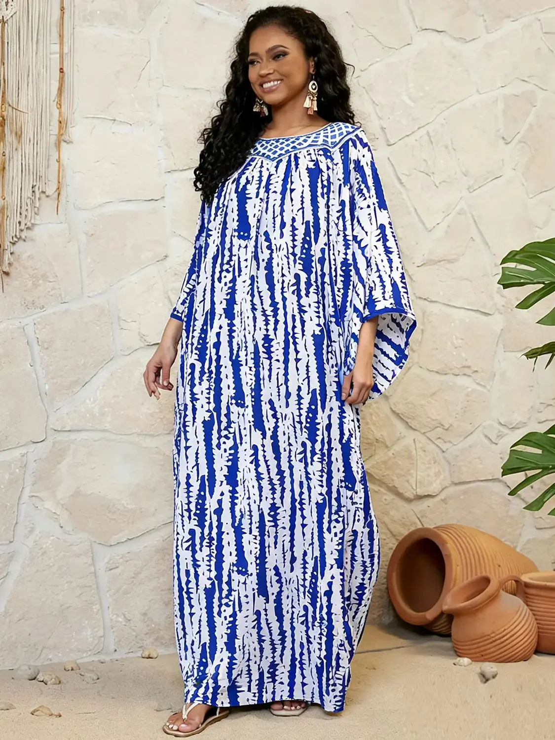 Vente chaude Design brodé col rond coton femmes longue ample Abaya Boho Maxi robe décontracté robe de mode robes africaines