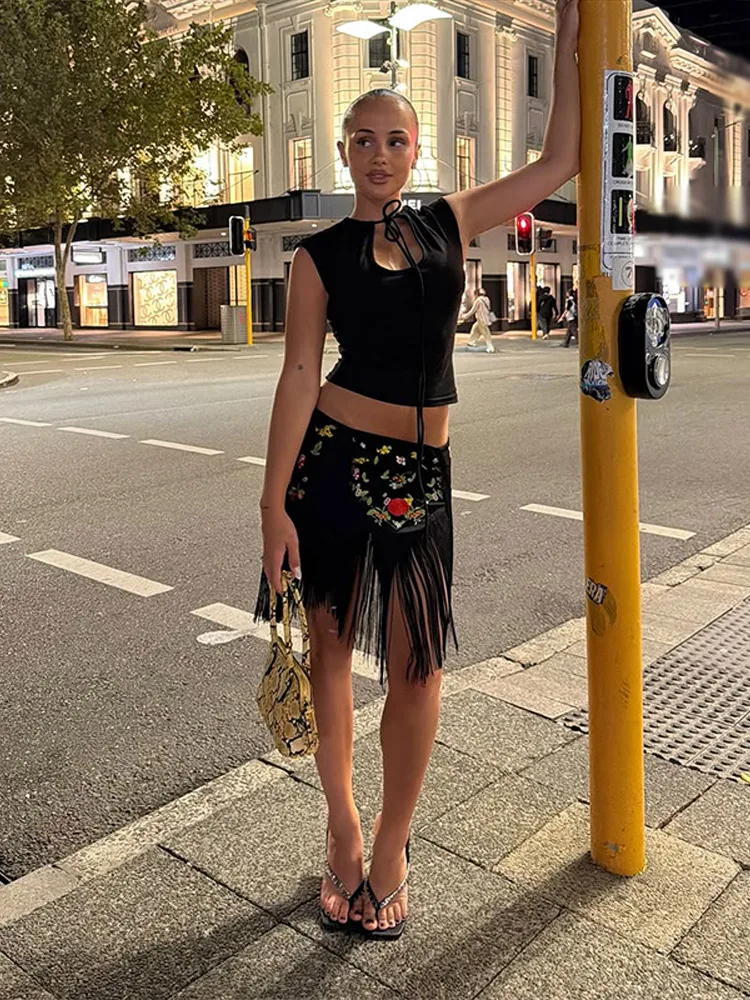 Asymmetrischer Kurzrock mit Stickerei und Quasten für Damen, Sexy Midi-Taille, Unregelmäßiger Saum, Paneel-Design, Schlanke Mini-Röcke, Charmante Partykleidung für Damen – Detail 7