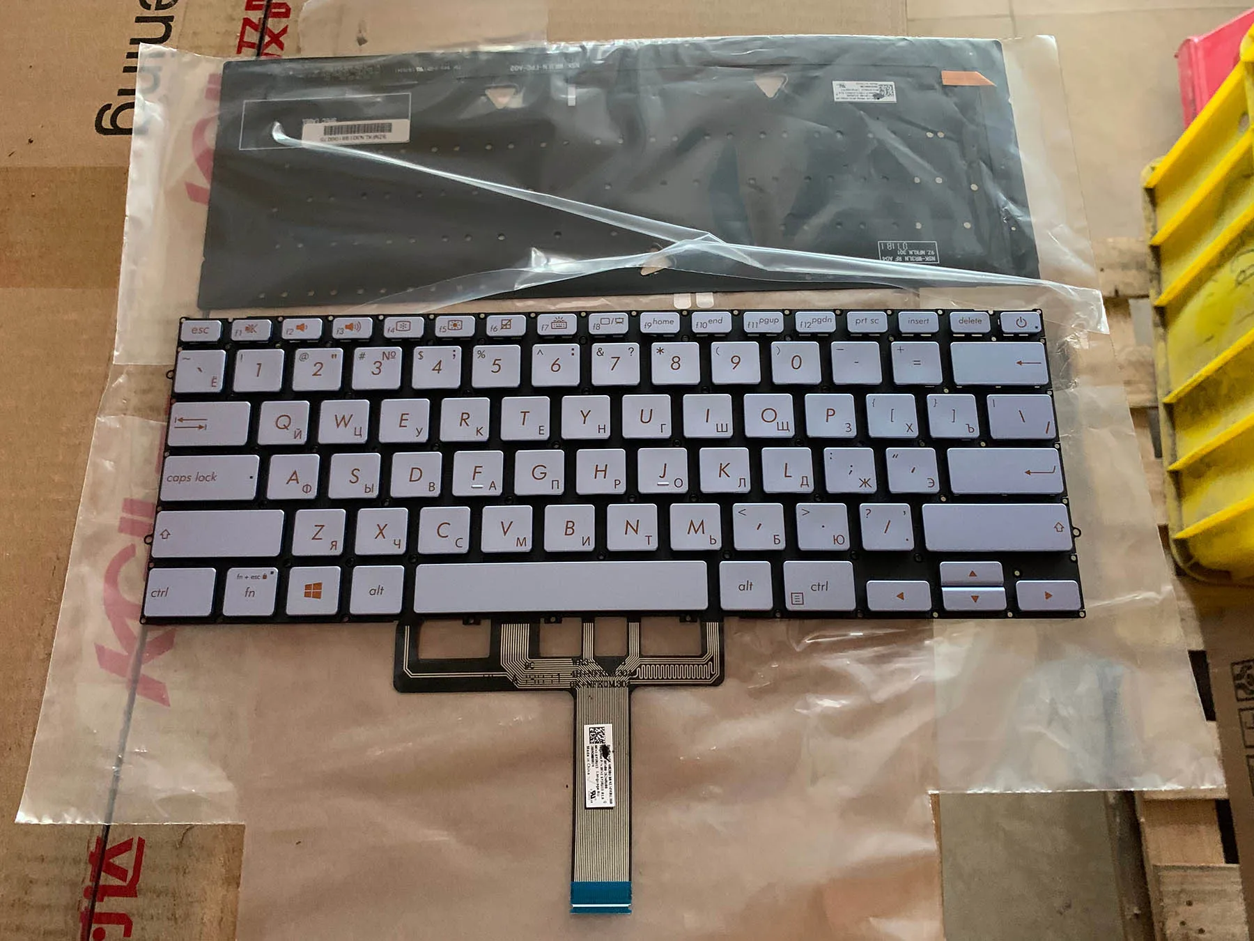 New US French Russian Keyboard For Asus ZenBook UX392 UX392F UX392FN Series English RU FR backlit silver