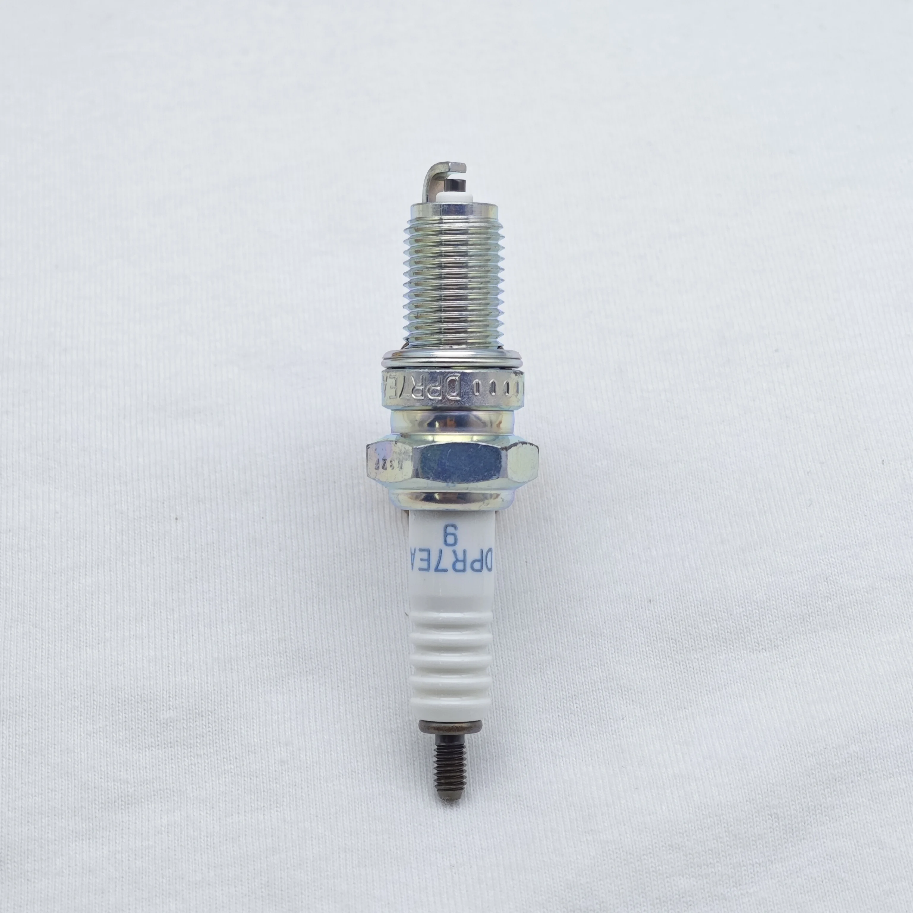 1pcs Original Motorcycle NGK Spark Plug DPR7EA-9 #5129 For Guangyang Rowing 300 CT250 300 CB750