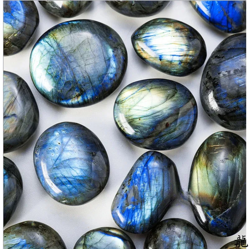 Random 2pcs/set Natural Labradorite Palm Stone - Chakra Reiki Polished Healing Crystal for Stress Relief & Anxiety Therapy image 4