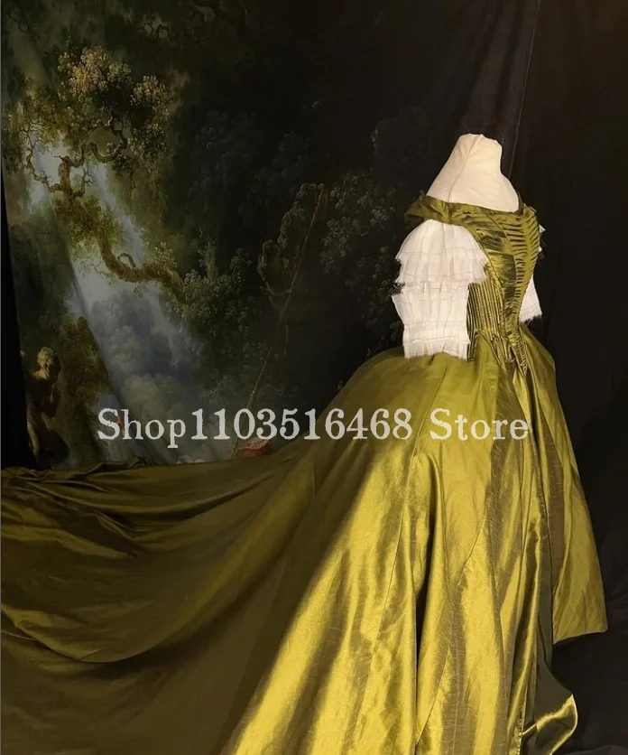 Robe de soirée victorienne moelleuse luxueuse, corset en satin sans bretelles, applique de masque médiéval, or vert, robe de mariée éducative