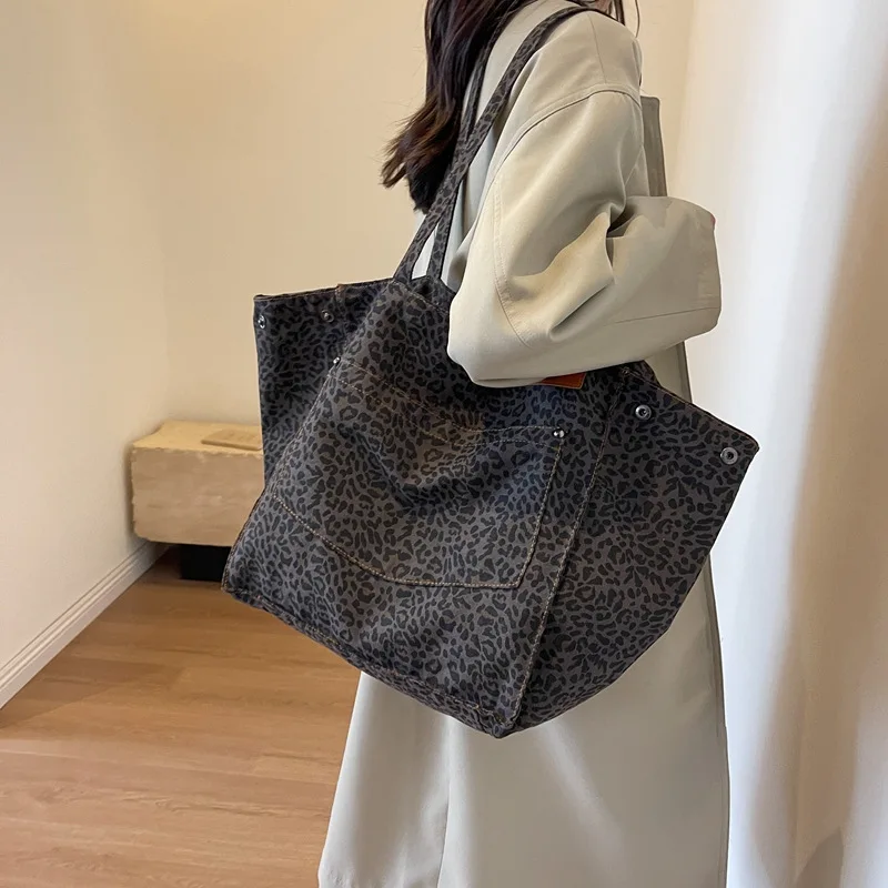 Leopard Pattern Tote Bag Vintage Canvas Shoulder Bag Fashion Big Capacity Handbag For School Work Shopping