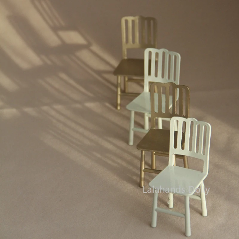 1:12 Dollhouse Miniature Items Metal Mini Simulation Table and Chair Set, Kids Pretend Play Toy Furniture Decoration Accessories